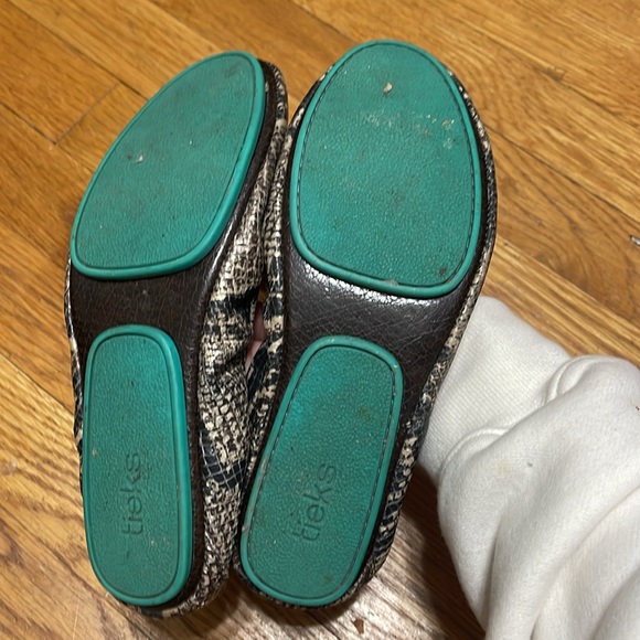 Tieks Copperhead Snake Size 7 - Picture 5 of 6